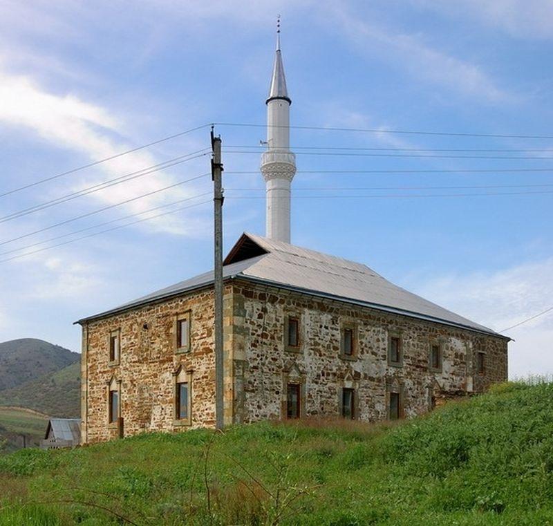 Мечеть Аджи-Бей (Биюк Таракташ)